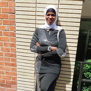 Meet your Posher, Fatima